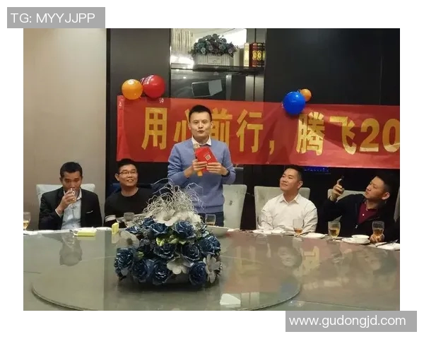 多位球星寄语中国足球队：携手前行共创辉煌未来